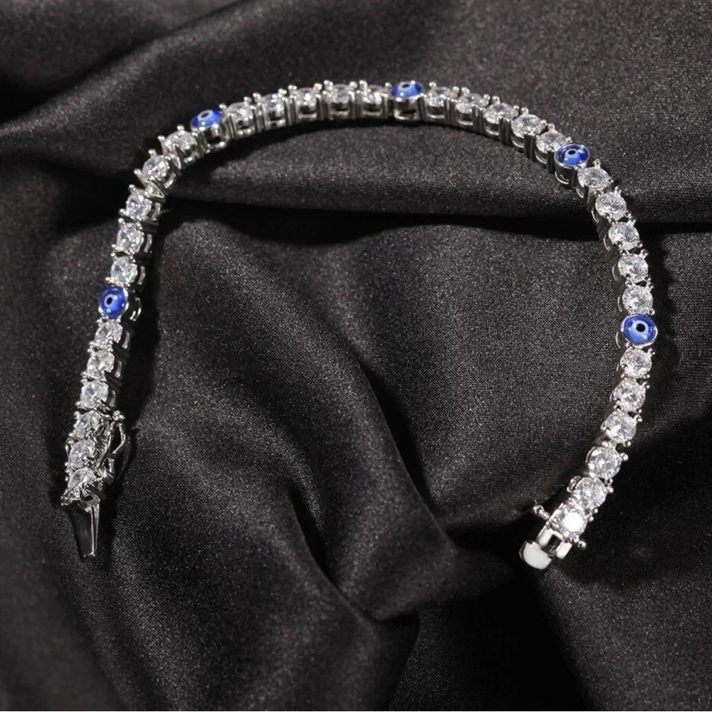 Evil eye bracelet size 8